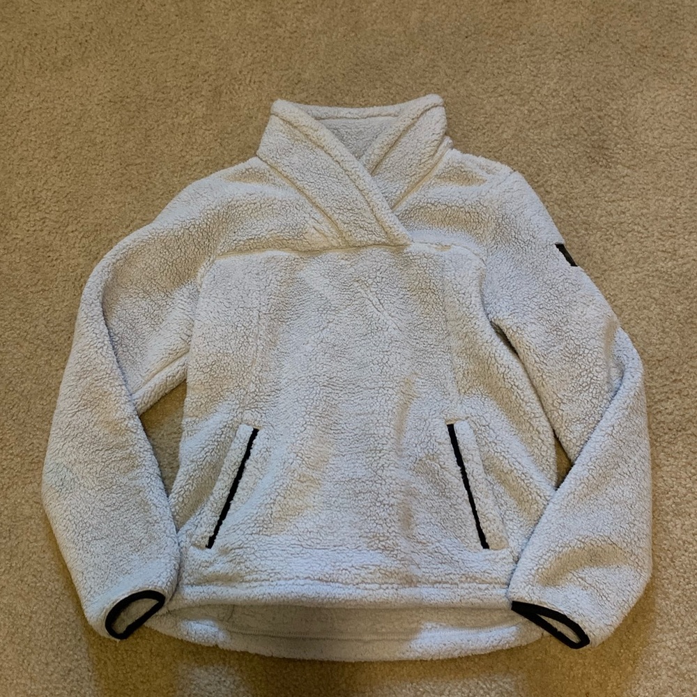 The North Face Teddy Fleece Sweatshirt